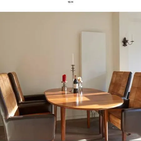 Apartment Centre With Garden *